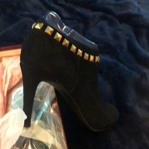 - You you are in it to win it with these booties